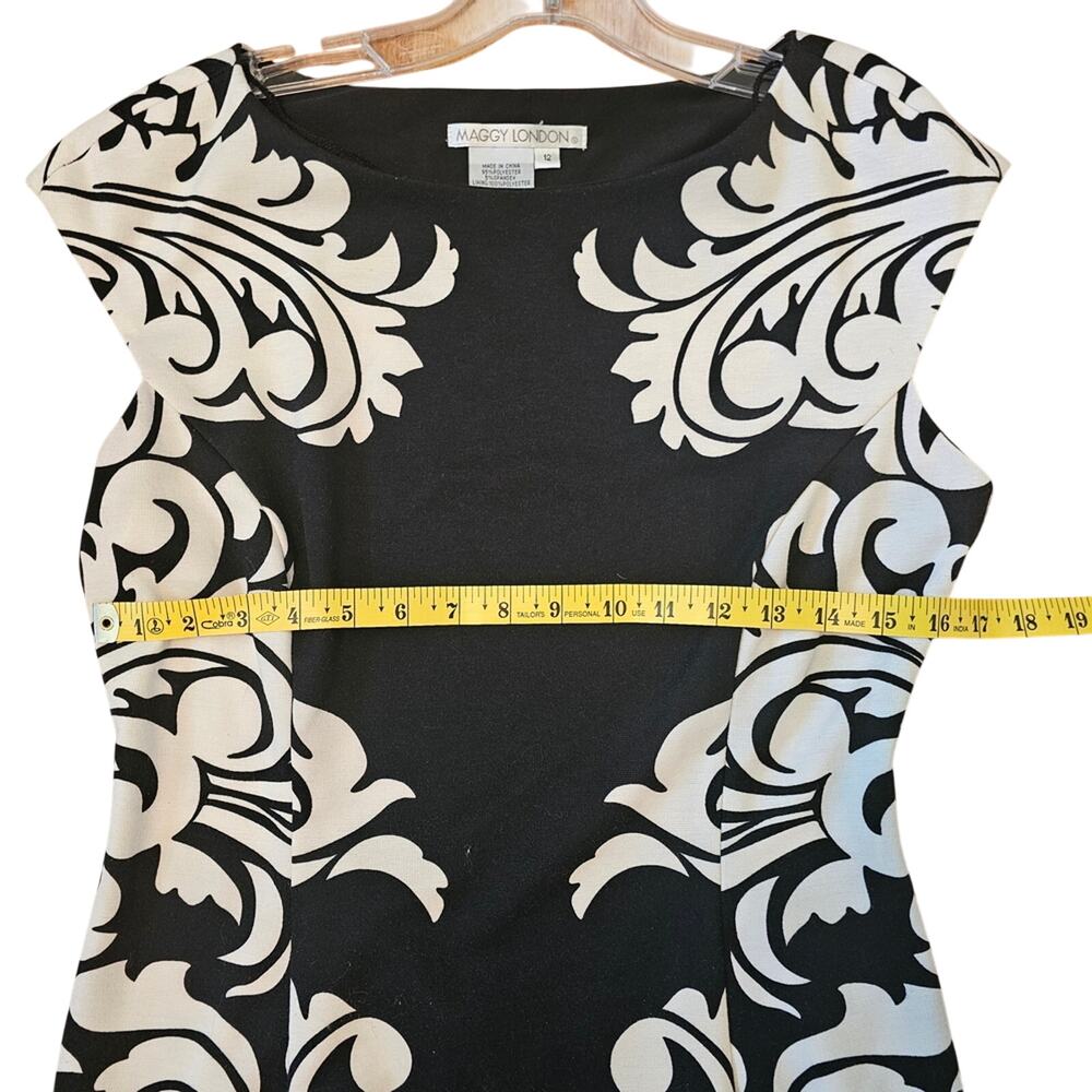 Maggie London Black and White Print Spandex Dress Size 12 - Picture 6 of 10